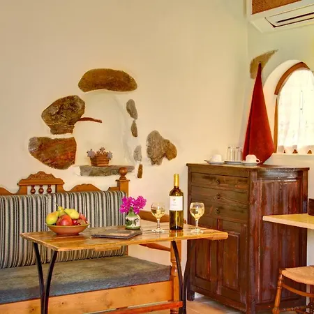 In Guest - Traditional For Relaxation And Rejuvenation La Canea